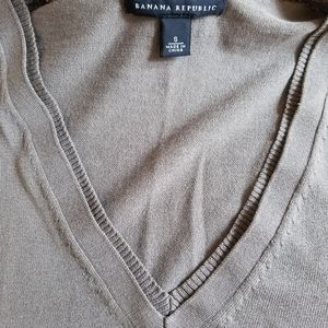Banana Republic size S Sweater